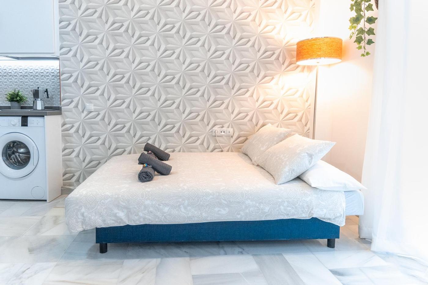 Downtown 3 Bedrooms, 1 Bathroom, Wifi * Séville